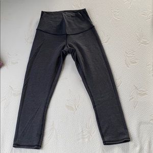 Cropped lulu leggings